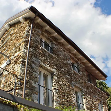 Rustico Collina * San Siro (Lombardy)